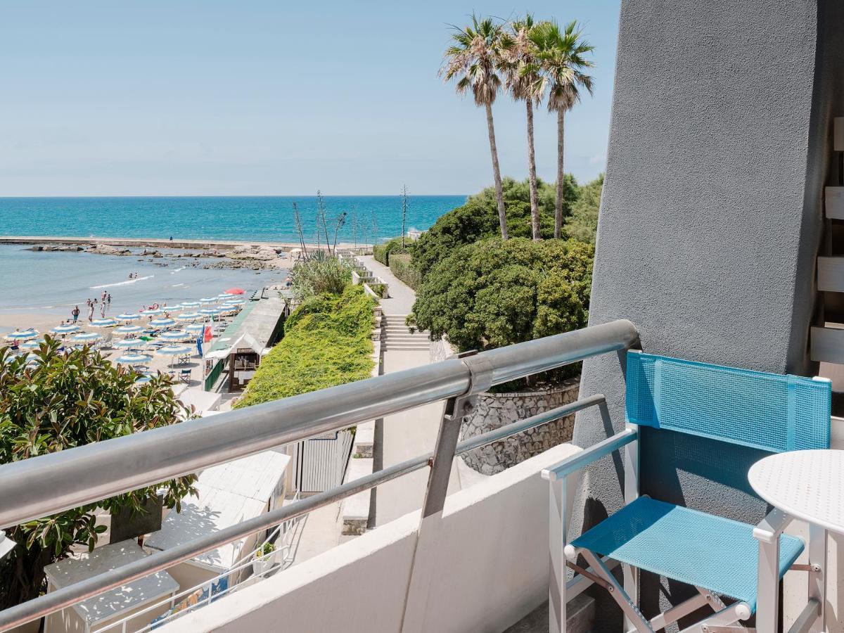 Hotel Riviera Άντζιο Εξωτερικό φωτογραφία