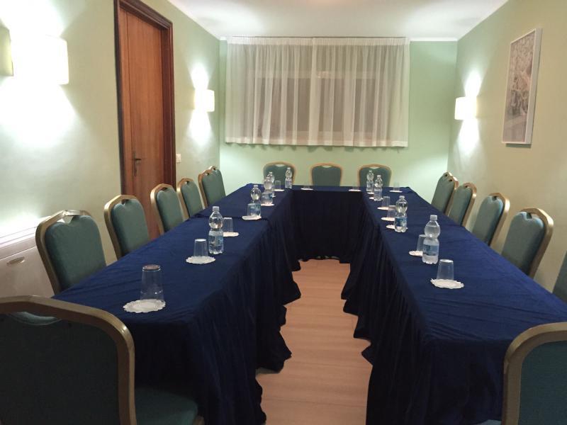 Hotel Riviera Άντζιο Εξωτερικό φωτογραφία