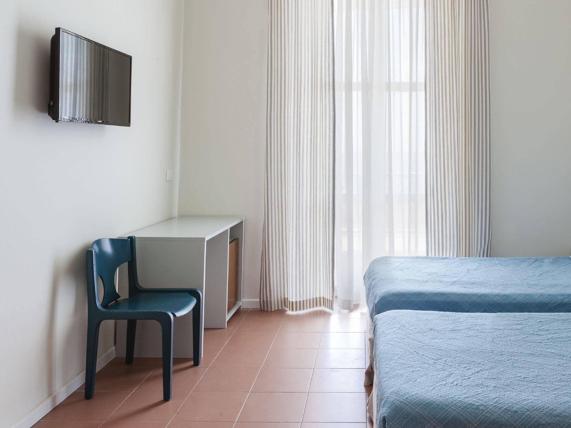Hotel Riviera Άντζιο Εξωτερικό φωτογραφία